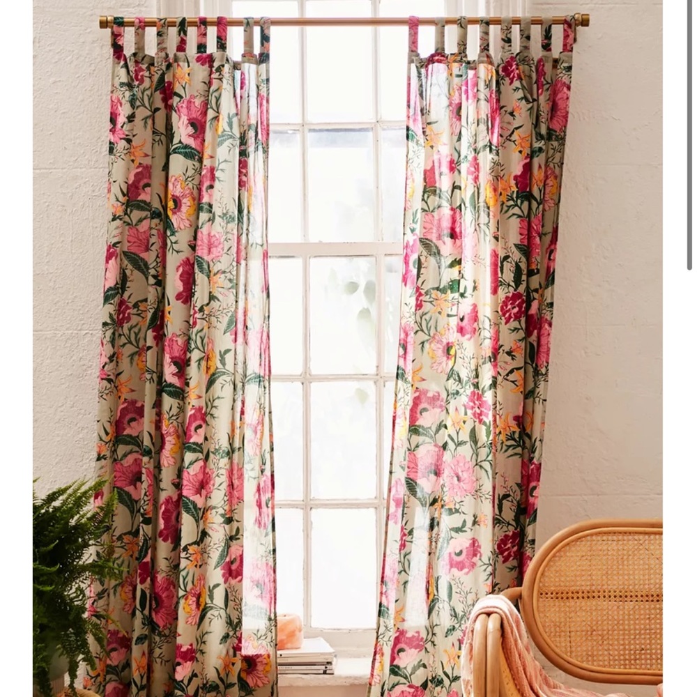 Urban Outfitters Poppy Window Curtain 2 panels floral